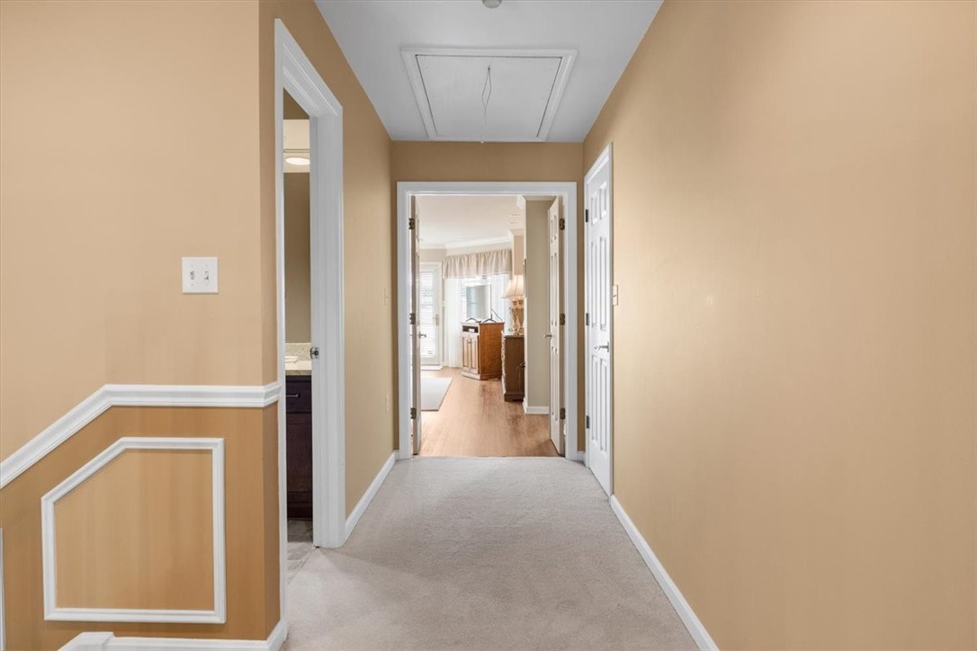 321 Williamsburg Ct