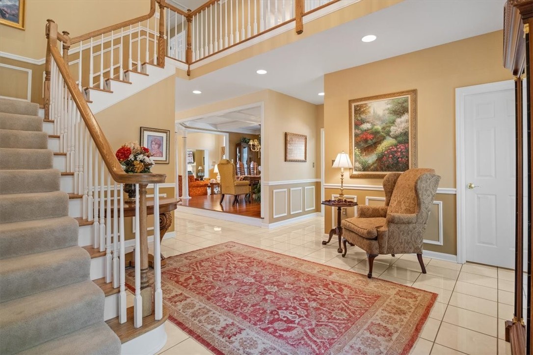 321 Williamsburg Ct