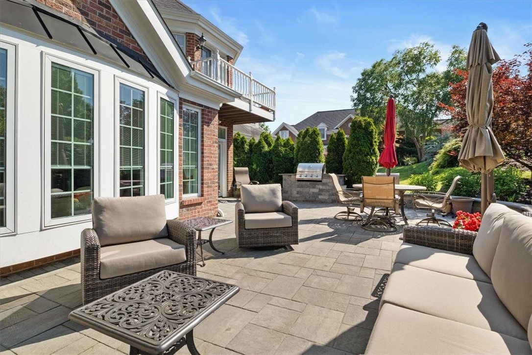 321 Williamsburg Ct