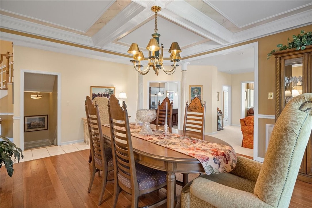 321 Williamsburg Ct