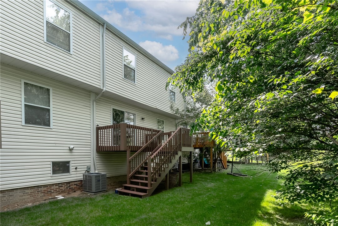 206 Mountain Dr