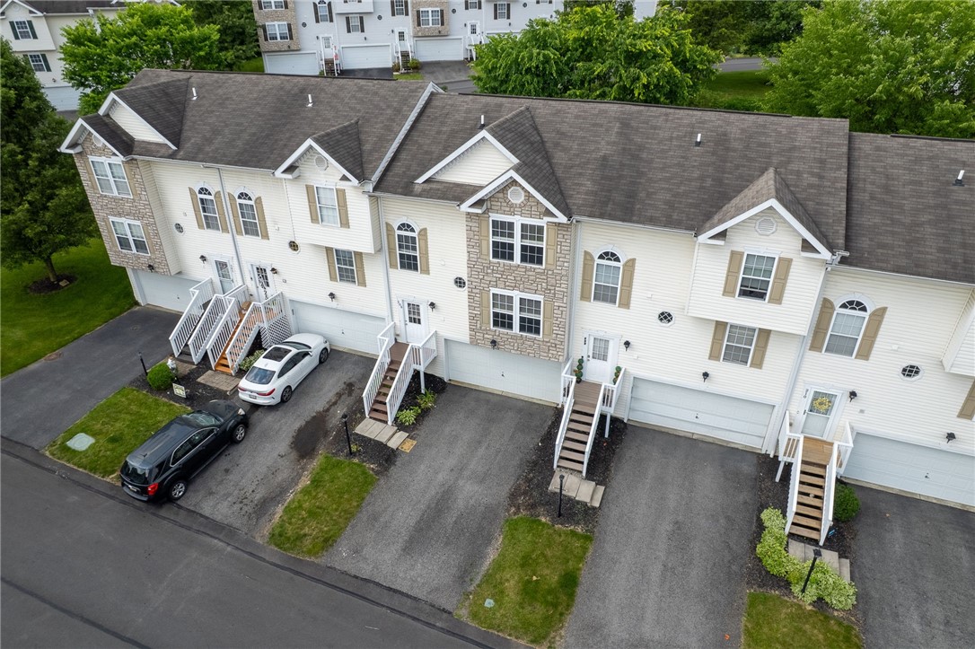 206 Mountain Dr