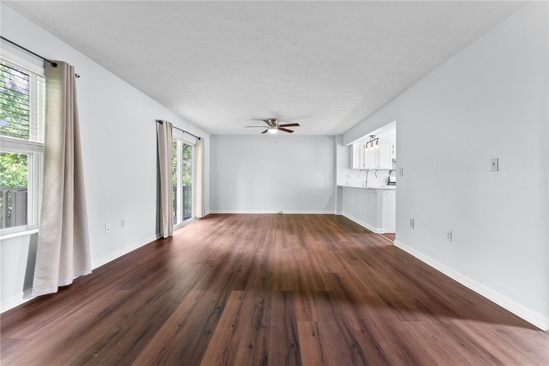 206 Mountain Dr