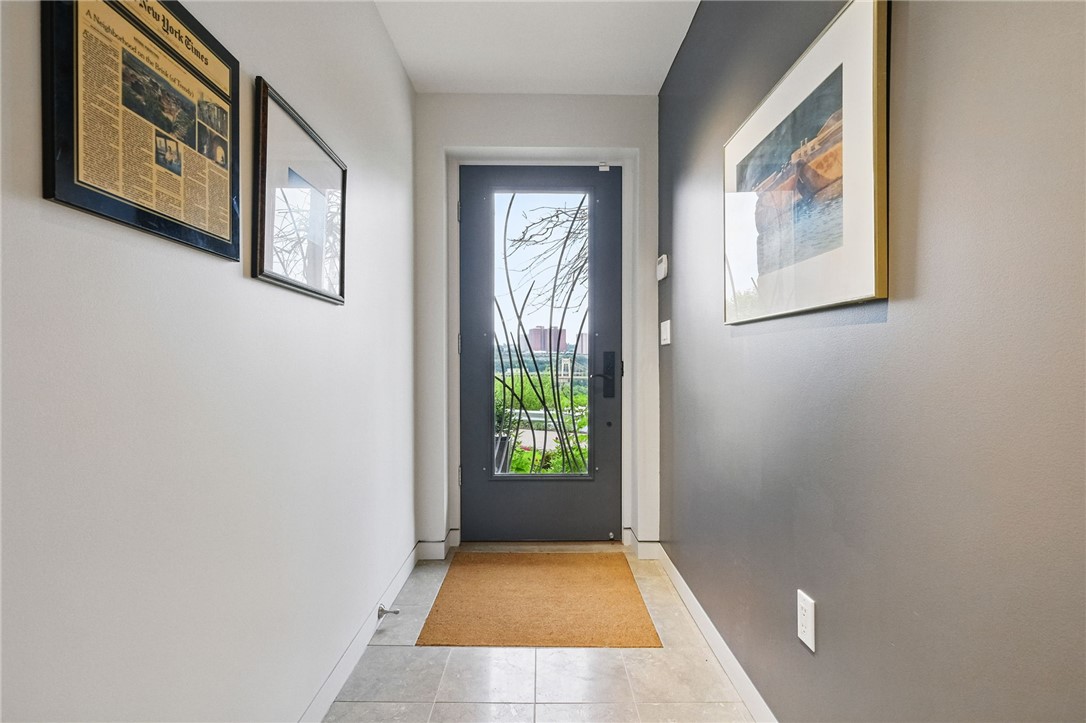 14 WINDOM HILL PLACE