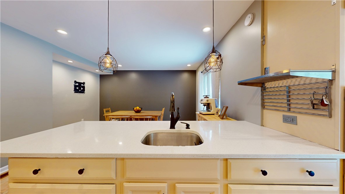 5445 Covode Pl