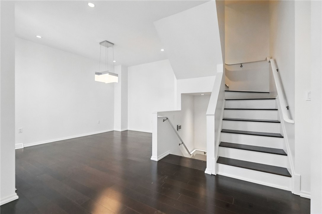 4700 Ellsworth Avenue 12