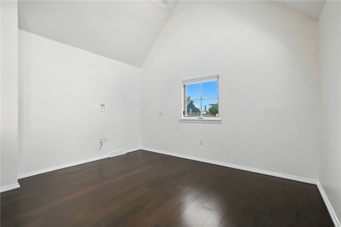 4700 Ellsworth Avenue 12