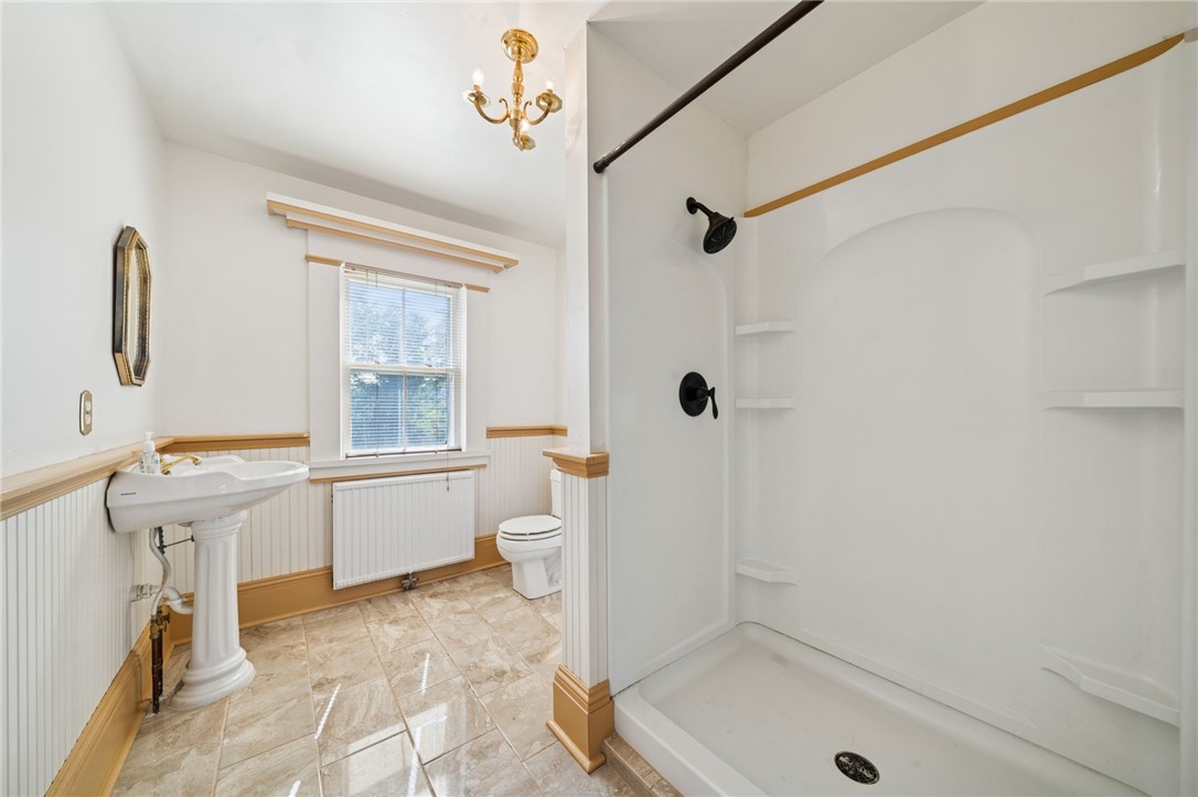 352 Campbell Dr