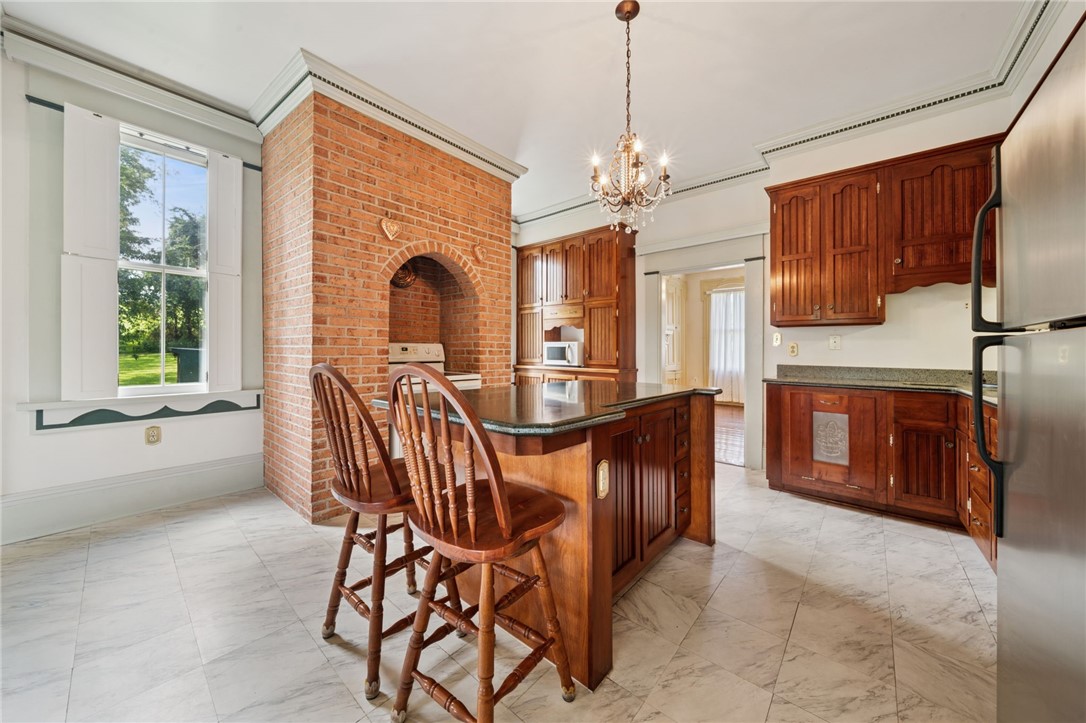 352 Campbell Dr
