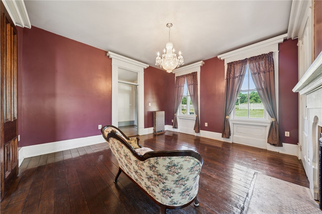 352 Campbell Dr