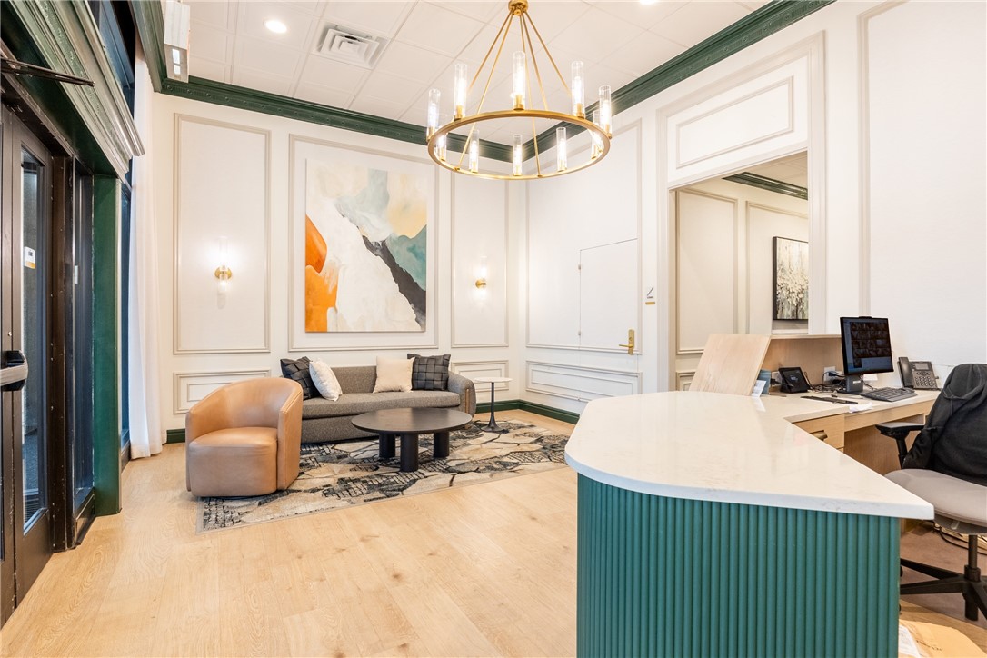 112 WASHINGTON PLACE 11C