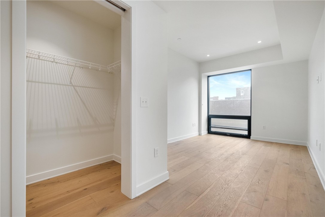 2330 Penn Ave 203