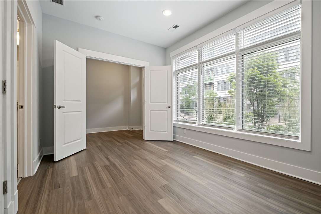 1726 WATERFRONT PLACE
