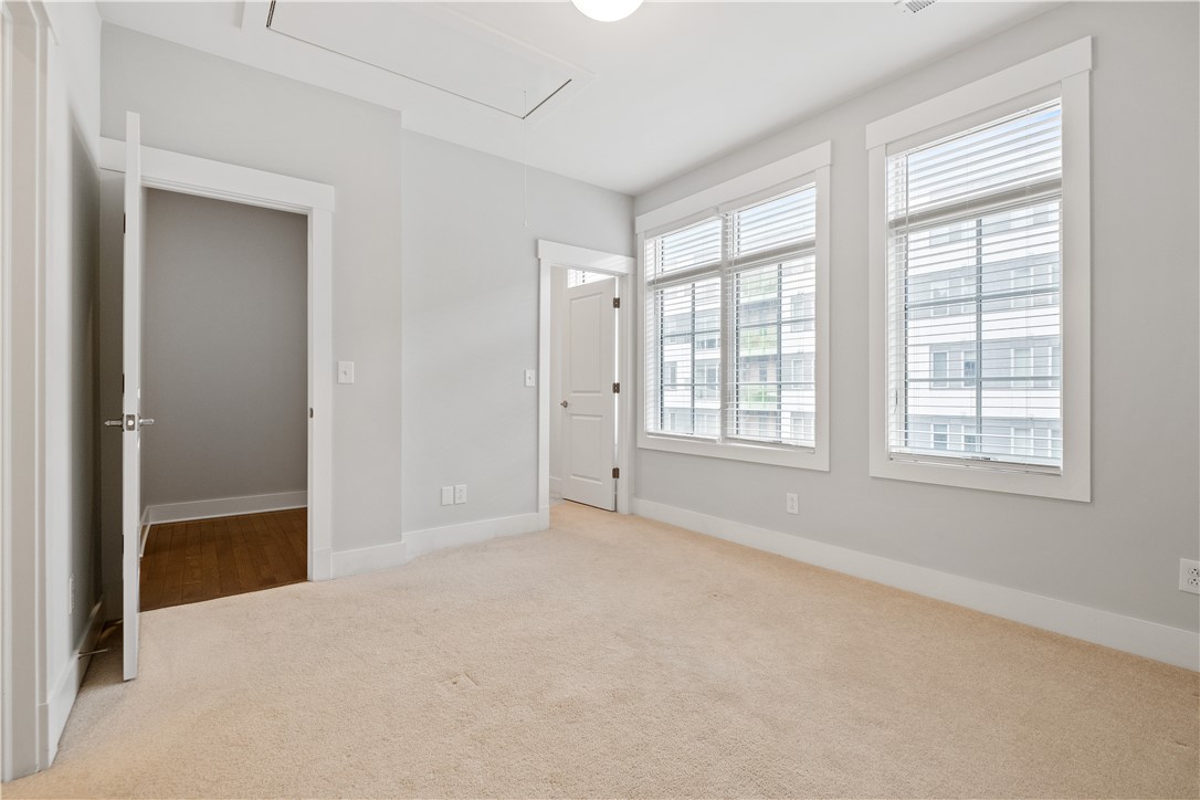 1726 WATERFRONT PLACE