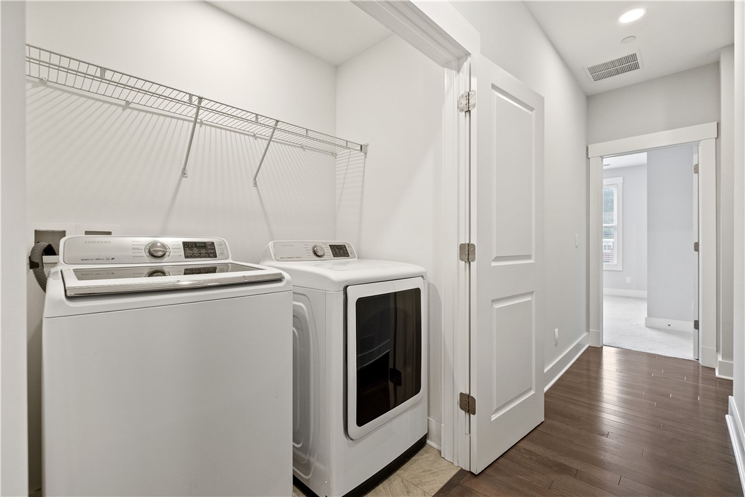 1726 WATERFRONT PLACE