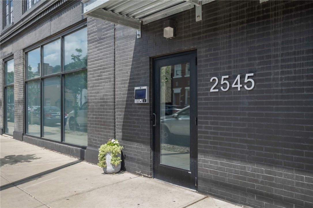 2545 PENN AVE 306