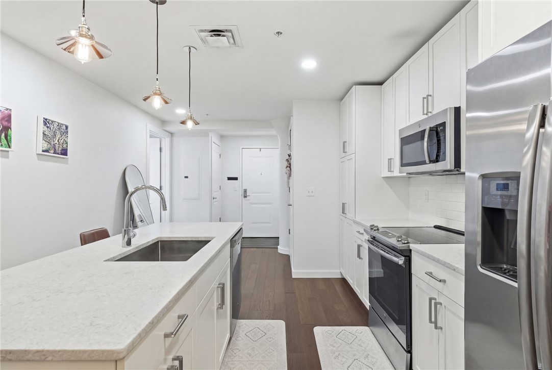 2545 PENN AVE 306