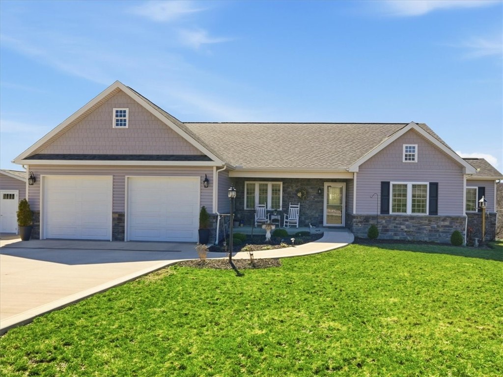 2 STONEGATE DRIVE