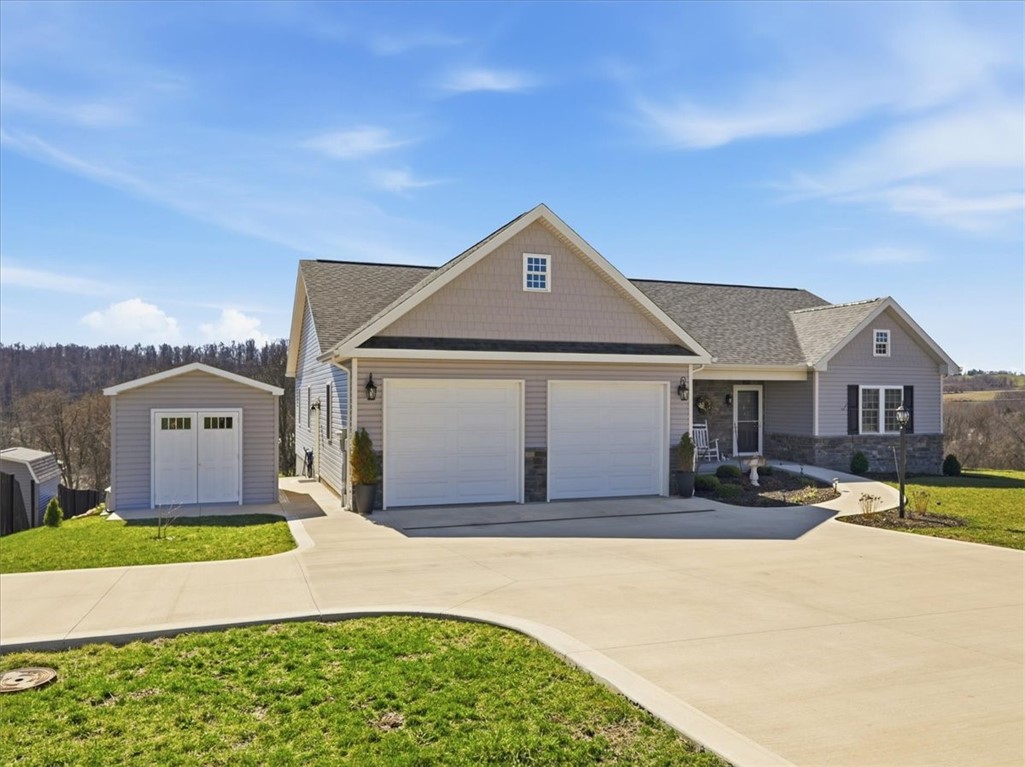 2 STONEGATE DRIVE