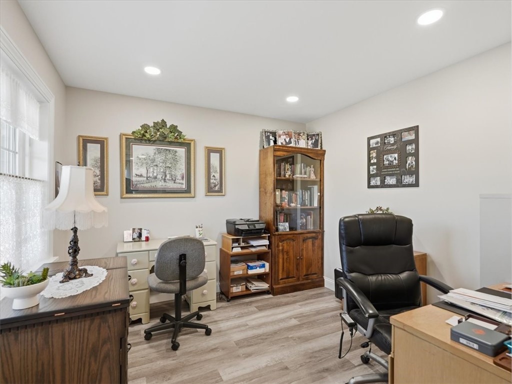2 STONEGATE DRIVE