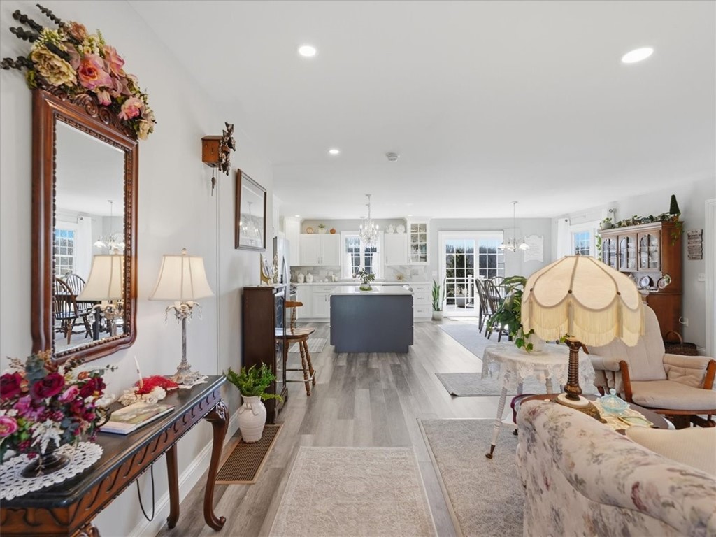 2 STONEGATE DRIVE