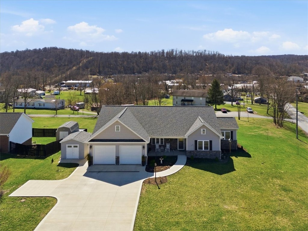2 STONEGATE DRIVE