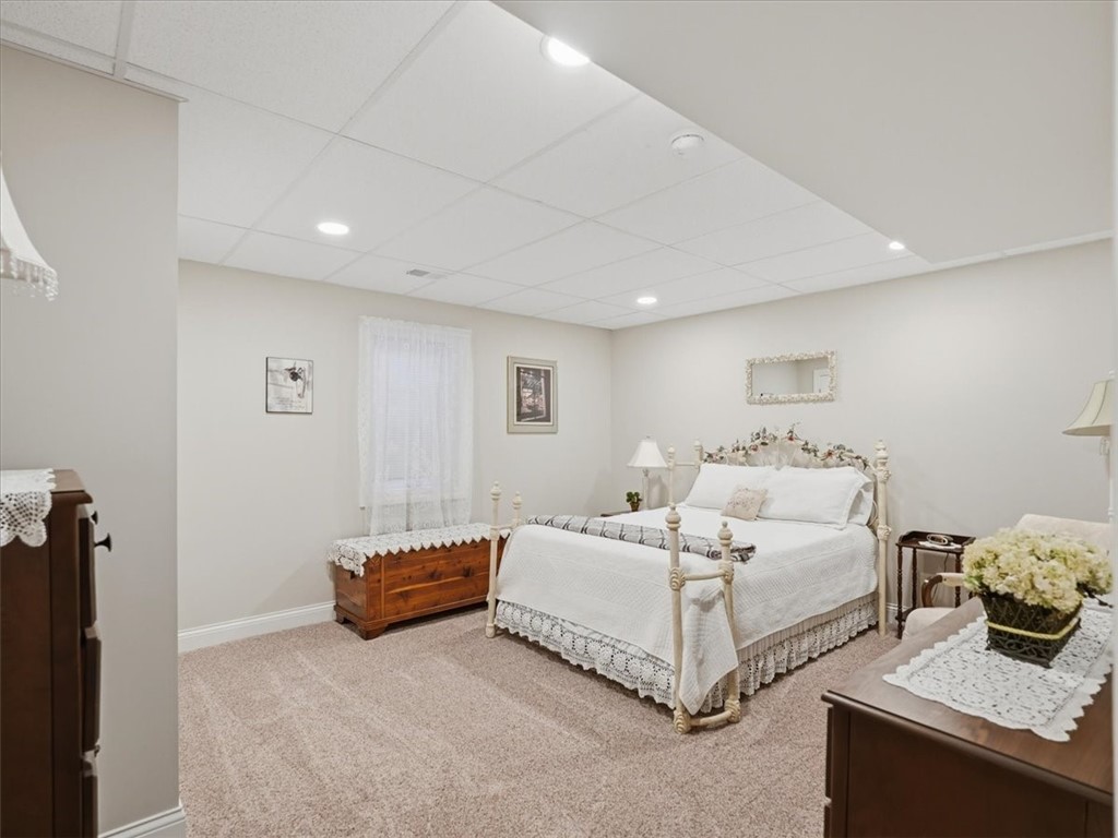 2 STONEGATE DRIVE