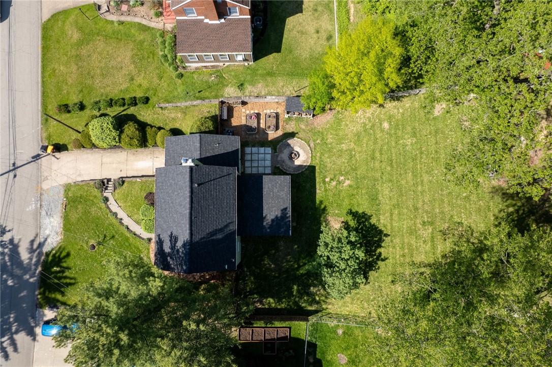 5669 Valleyview Dr