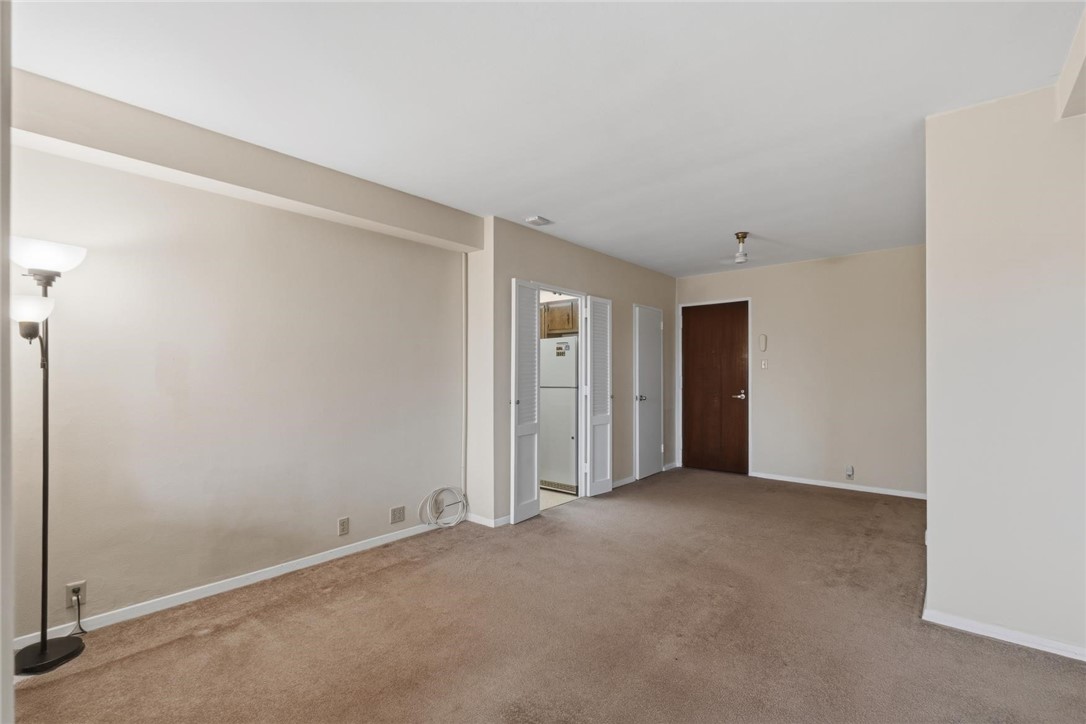 320 Fort Duquesne Blvd 4G