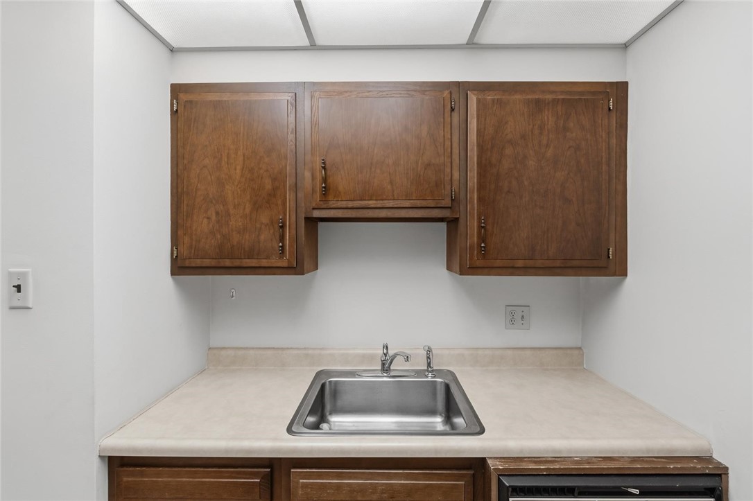 320 Fort Duquesne Blvd 4G