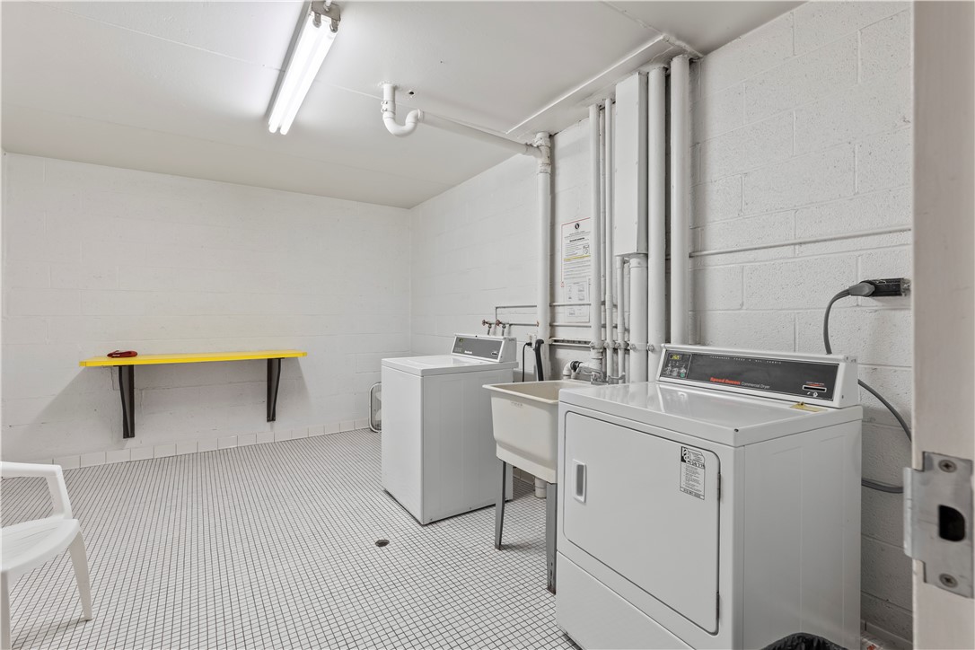 2120 Greentree 408E