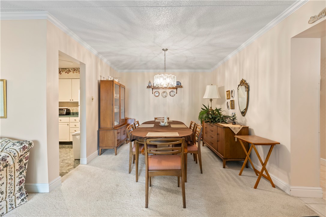 2120 Greentree 408E