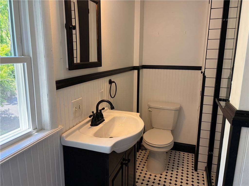 223 Orchard Ave