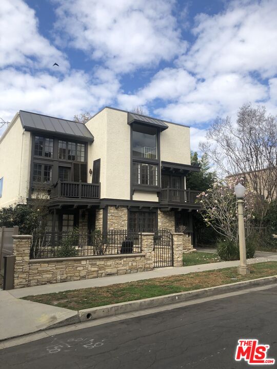 4161 Fair Unit: 2