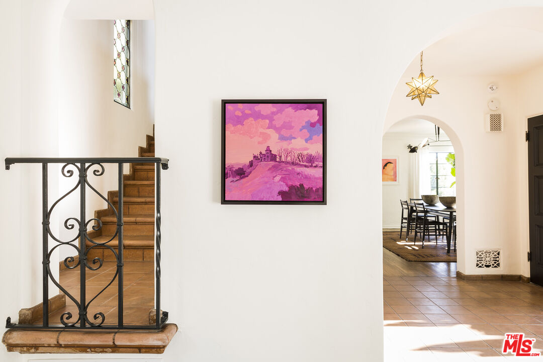 6545 Cahuenga Ter