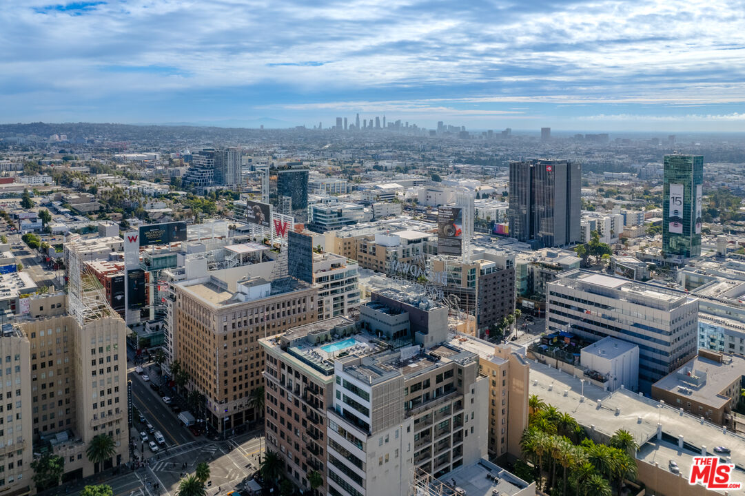1645 Vine St Unit: 501