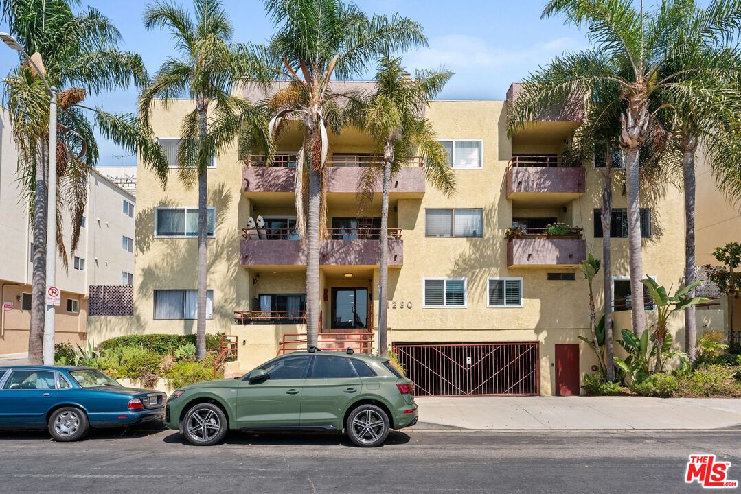 1260 Armacost Ave Unit: 105