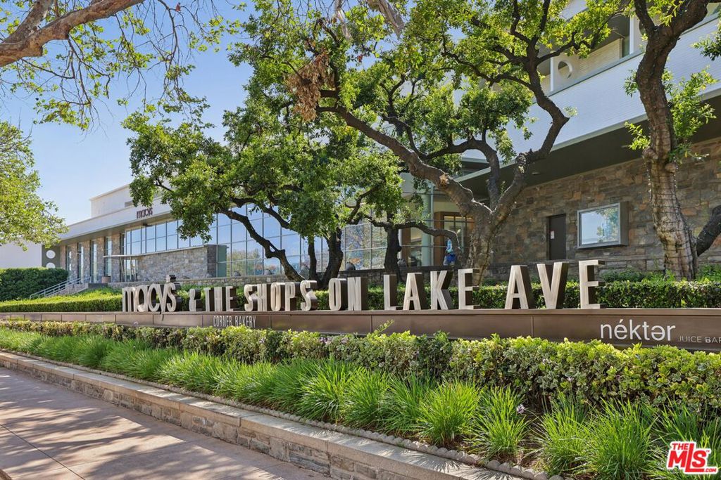 388 Cordova Street 609