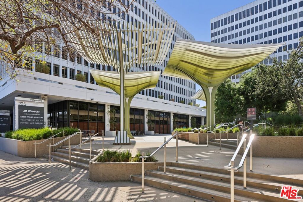 388 Cordova Street 609