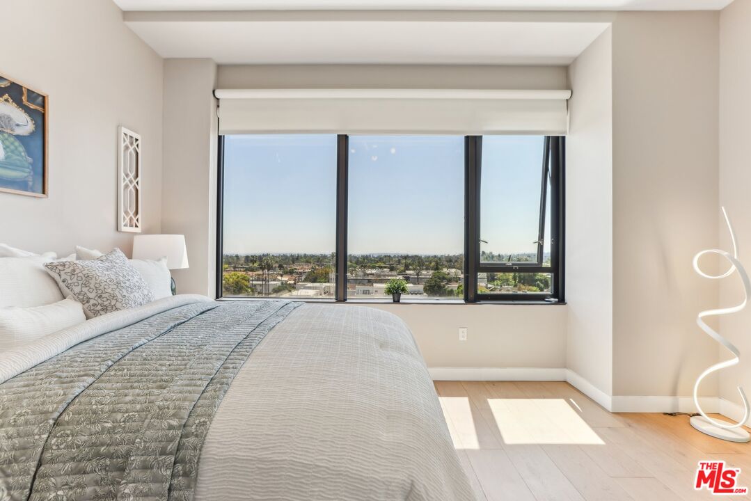 388 Cordova St Unit: 609