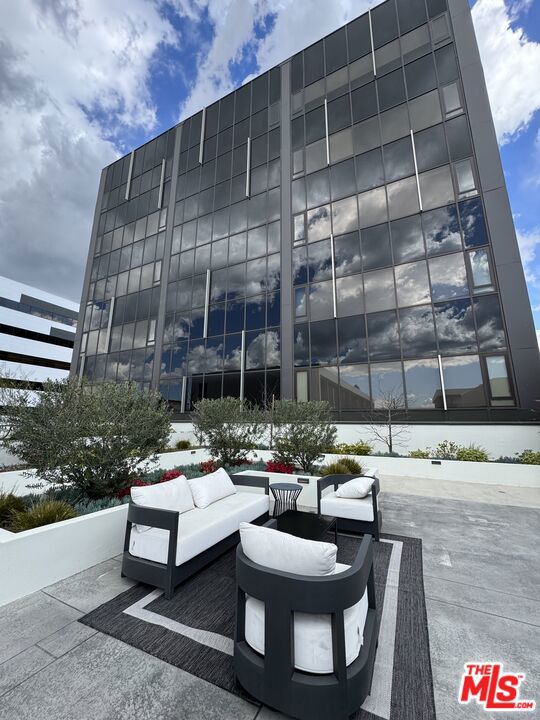 388 Cordova Street 609