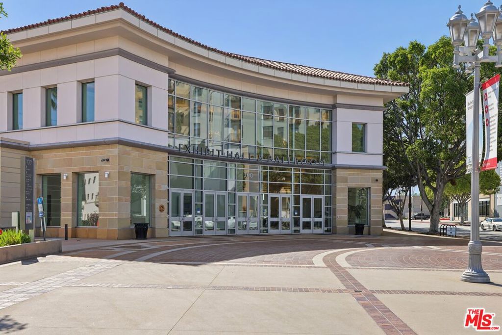 388 Cordova Street 609