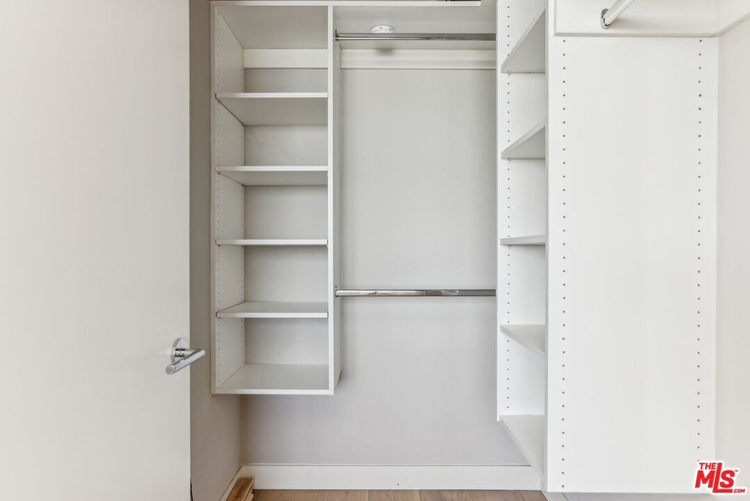 388 Cordova St Unit: 609