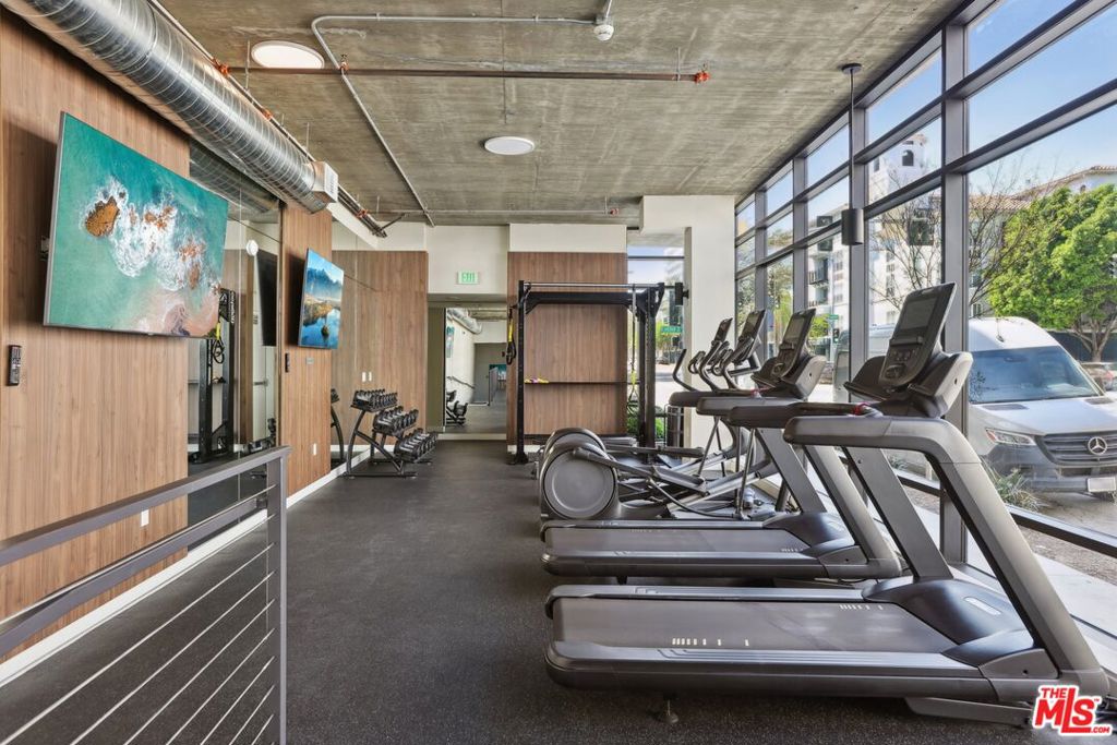 388 Cordova Street 609