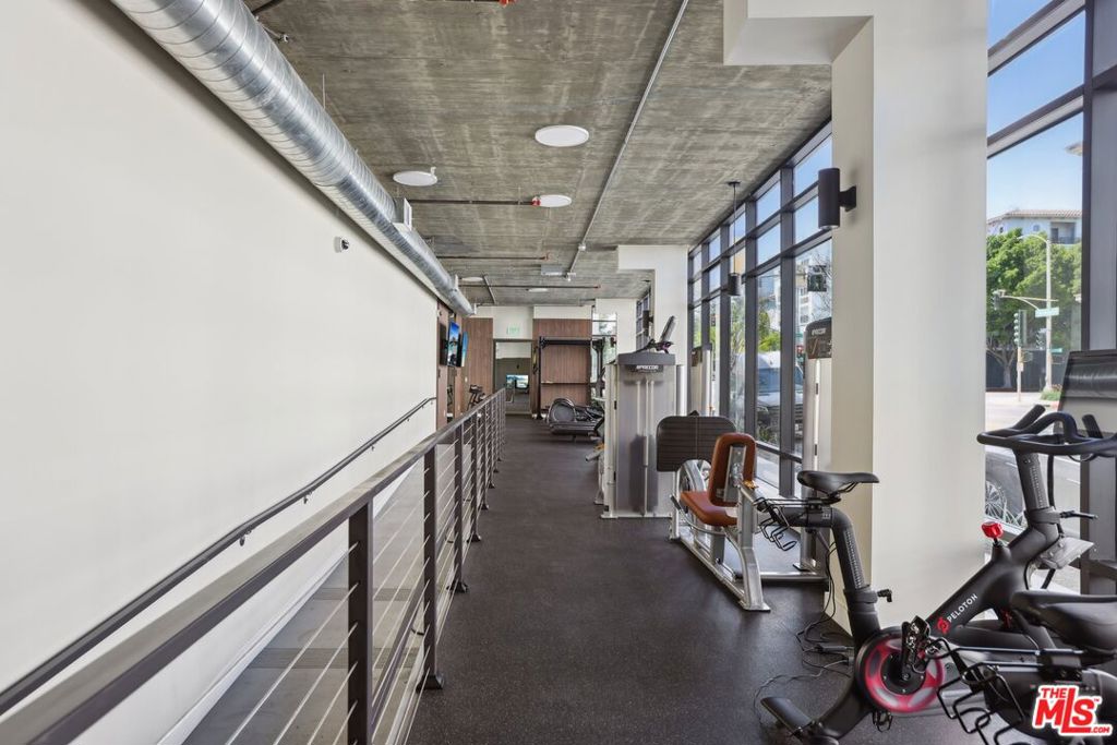 388 Cordova Street 609