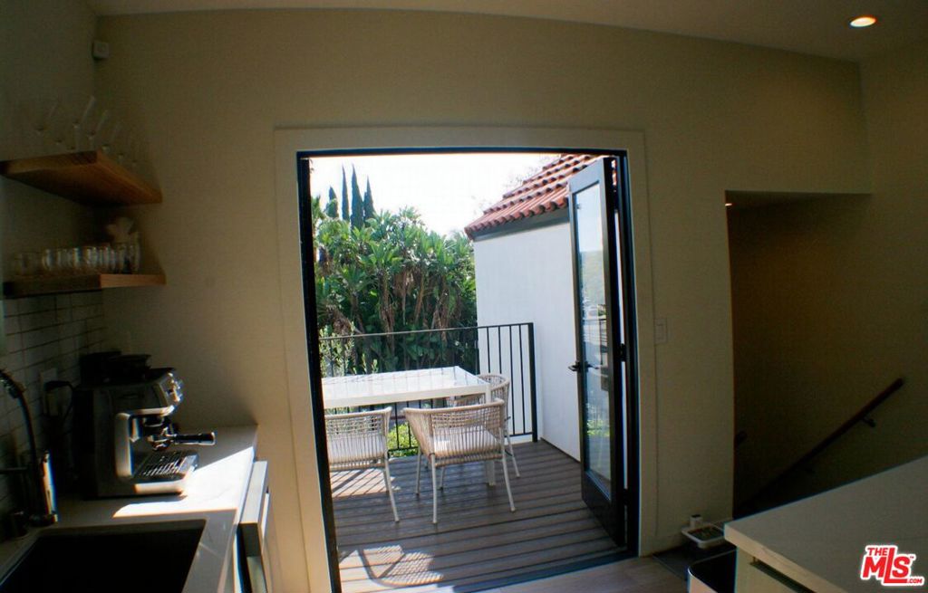 8587 1/2 Rugby Drive