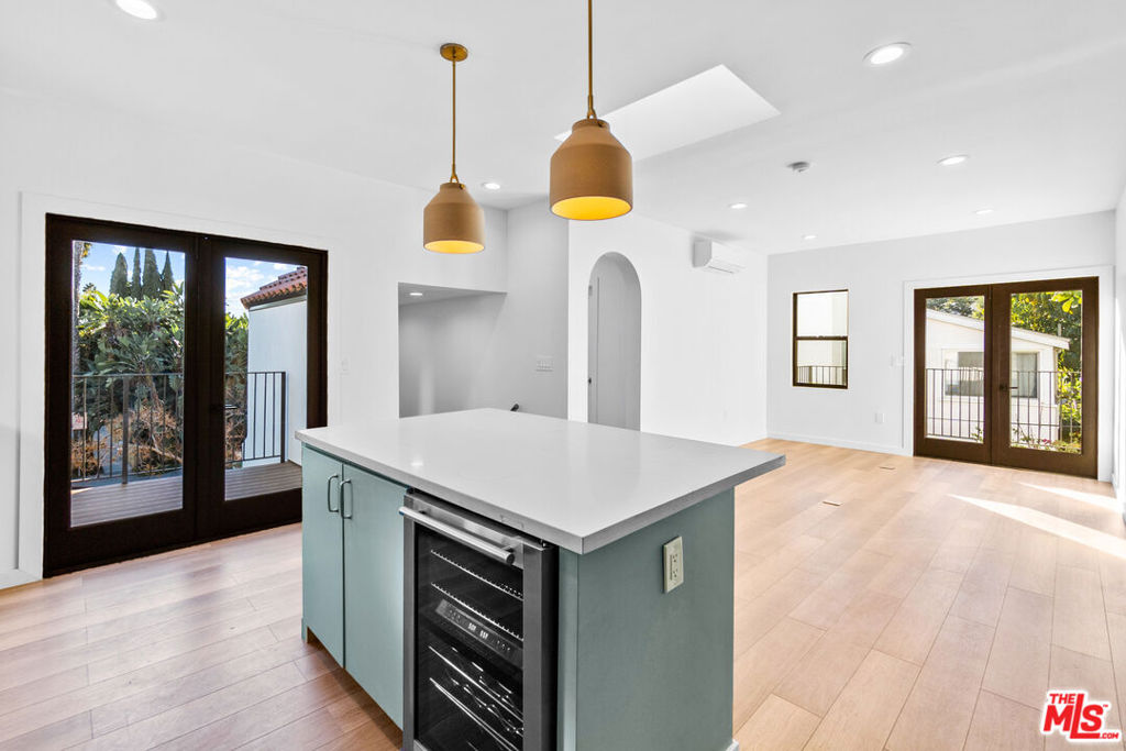 8587 1/2 Rugby Drive