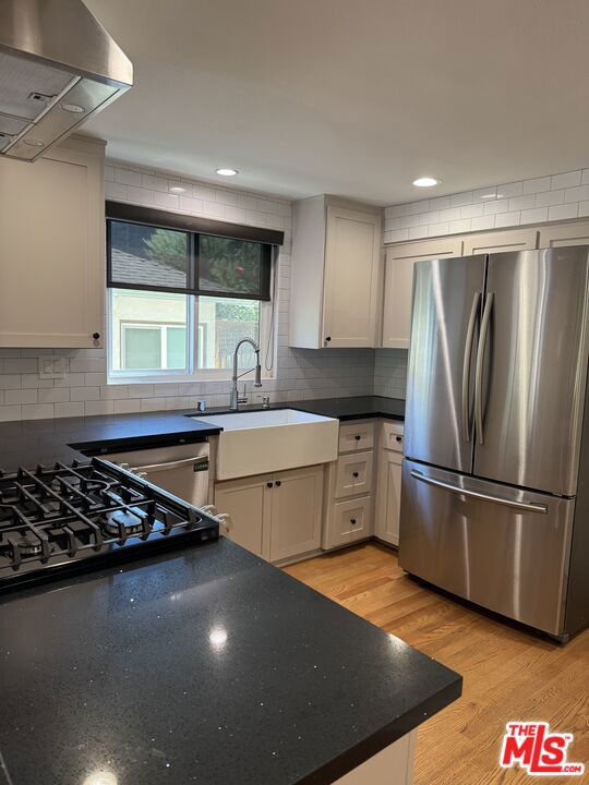 4161 Fair Avenue 1