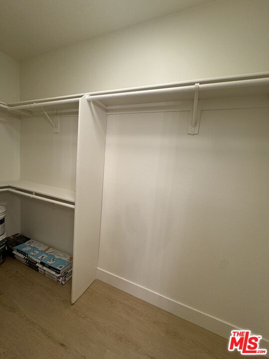 5620 Yolanda Ave Unit: 111