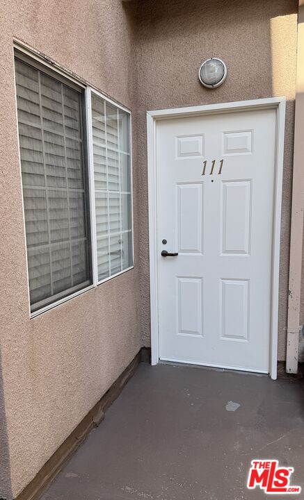 5620 Yolanda Ave Unit: 111